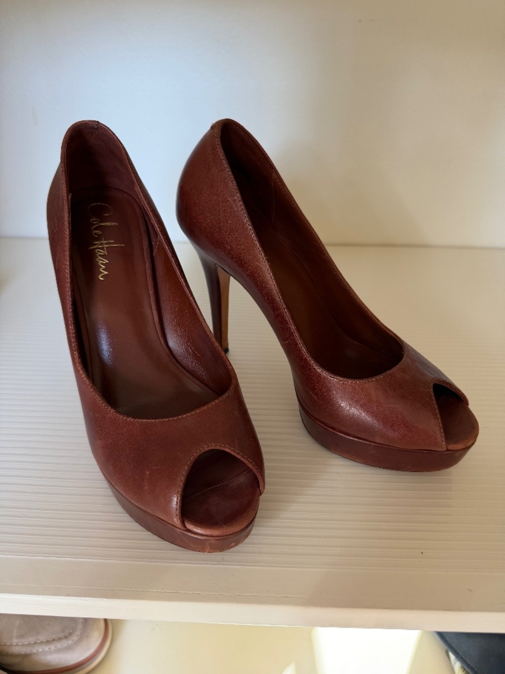Cole Haan 6.5 heel